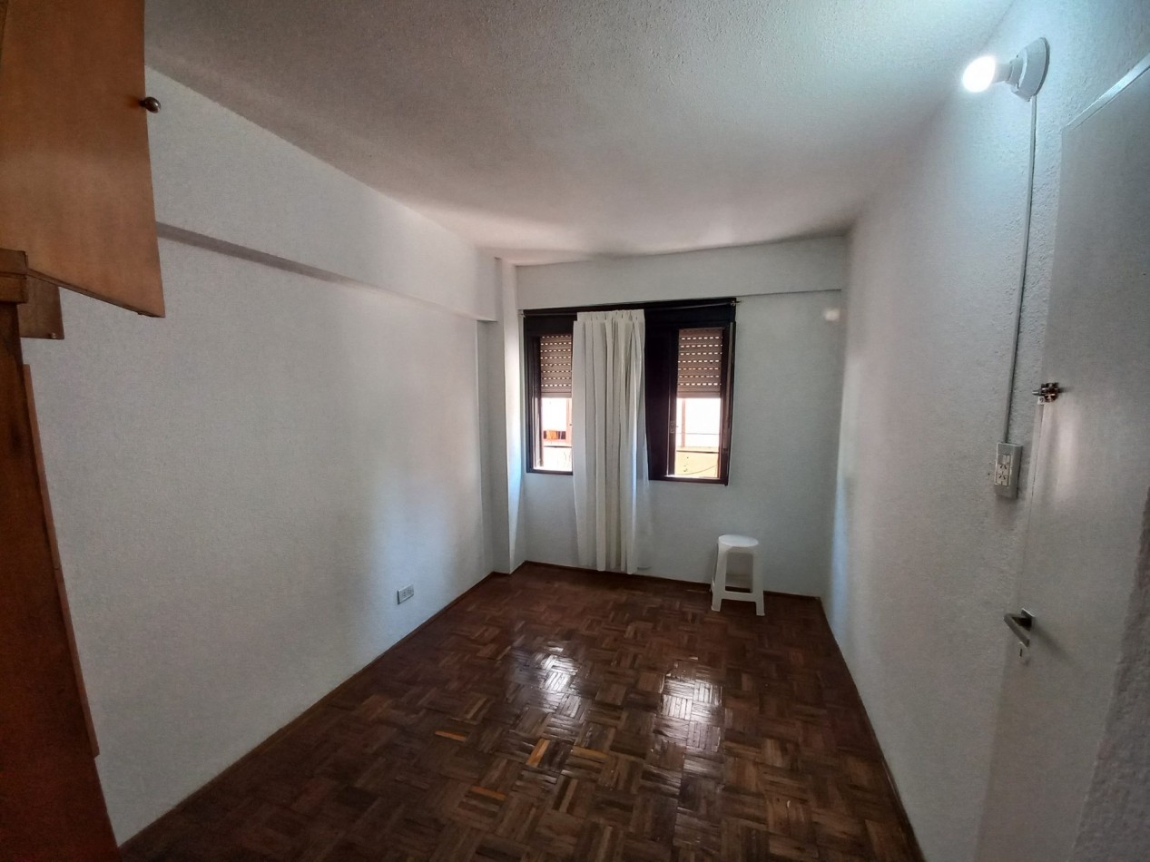OPORTUNIDAD-INVERSORES-LA SEXTA-FACULTADES-DPTO 1 DORMITORIO EXCELENTE-RIOBAMBA 800 - PISO 3 - LUMINOSO - ORIENTACION NORTE.-