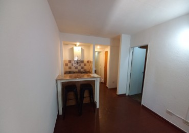 OPORTUNIDAD-INVERSORES-LA SEXTA-FACULTADES-DPTO 1 DORMITORIO EXCELENTE-RIOBAMBA 800 - PISO 3 - LUMINOSO - ORIENTACION NORTE.-